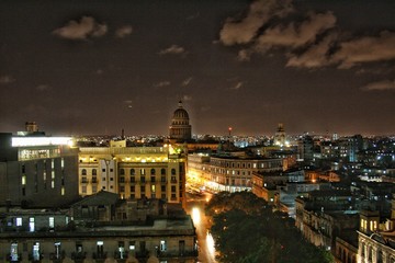 Fototapeta na wymiar Cuba Night