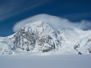 Fototapeta na wymiar Mount Foraker, Alaska Range