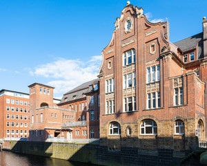 houses near Herrengrabenfleet canal in Hamburg