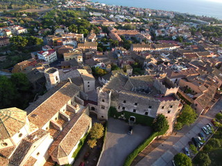 Fototapeta na wymiar Altafulla (Tarragona) desde el aire