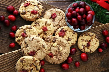 Foto op Plexiglas delicious cranberry cookies for xmas with fresh cranberries © beats_