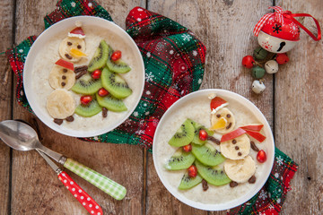 Snowman porridge oatmeal breakfast , Fun Christmas for kids