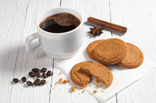 Ginger cookies and coffee