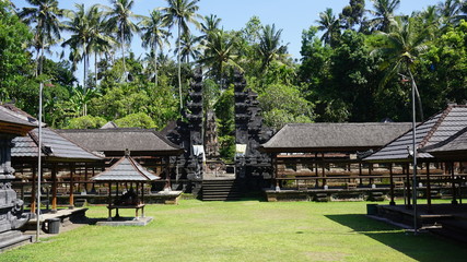 temple-bali