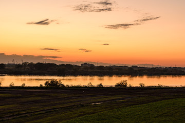 Fototapeta premium 夕方の利根川