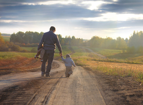 we learn the world, experience new sensations, recognize the unknown, fall in love with beauty, penetrate with love, fill with kindness and just walk with dad.