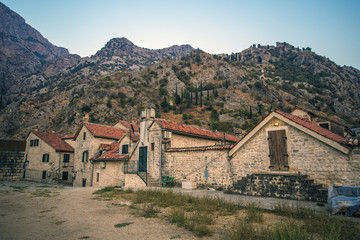 Fototapeta na wymiar houses in Europe in the mountains
