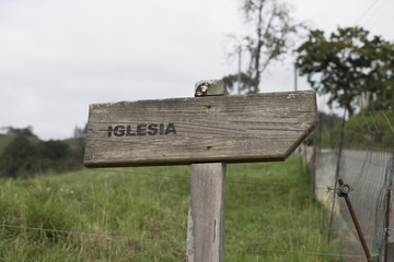 Church sign in spanish language