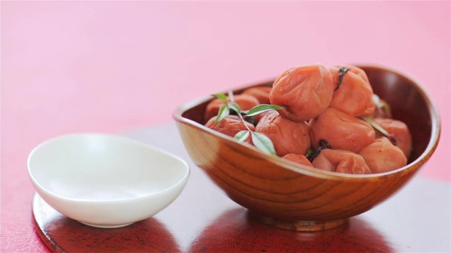 Sour Japanese plum/apricot (umeboshi).