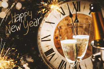 Happy New Year greeting card with champagne - obrazy, fototapety, plakaty