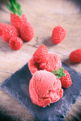 glace à la framboise