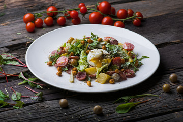  salad with liquid egg