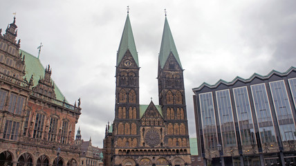 Obraz premium View of Bremen Cathedral in Bremen, Germany