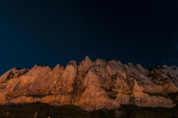 Le Tréport ist ein französischer Ort in der Normandie. Er ist bekannt für seine  Standseilbahn und die höchste Kreidefelswand Europas (110m)