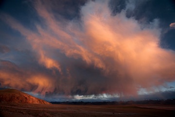 burning clouds of Namtso