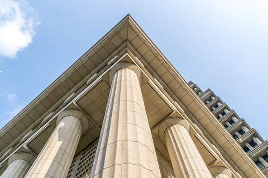 European style Roman column