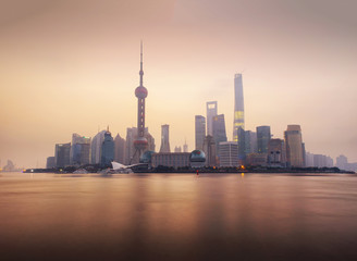 Fototapeta na wymiar Shanghai cityscape and skyline at sunrise