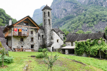 Fototapeta na wymiar The rural village of Foroglio on Bavona valley, Switzerland