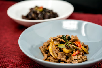 wok fried beef stir fry with sweet peppers and chinese vegetables