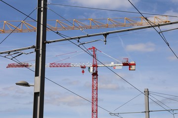grues métalliques