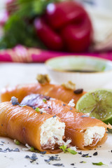 Smoked salmon with cream cheese