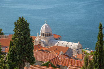 Obraz premium Panorama und Sehenswürdigkeiten von Sibenik, Dalmatien, Kroatien