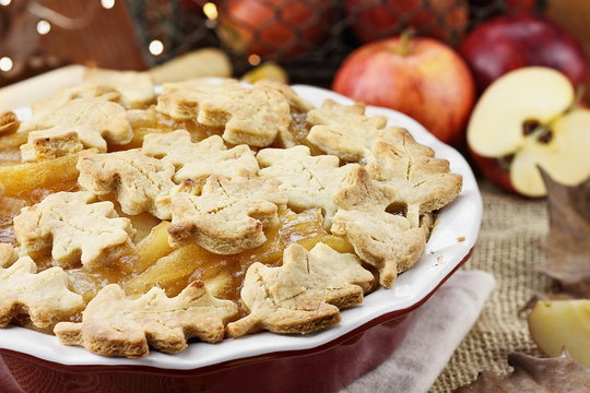 Pretty Baked Apple Pie