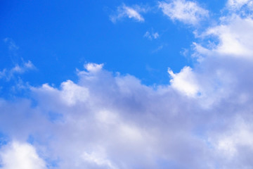 天国のような雲と青空