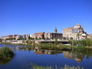 Fototapeta na wymiar Talavera de la Reina, ciudad de Toledo (Castilla la Mancha, España)