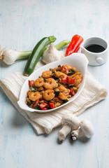 oriental marinated shrimp with vegetables and mushroom