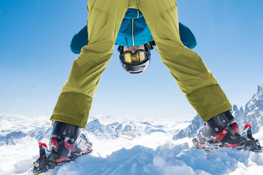Skier man enjoy winter snow