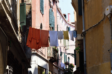 Wäsche auf der Leine in Venedig