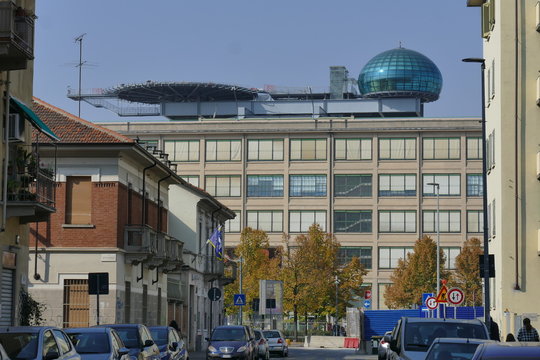 Torino - Pista d'atterraggio elicotteri sul Lingotto