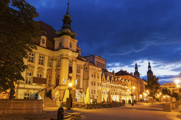 Obraz premium Legnica City Hall at evening