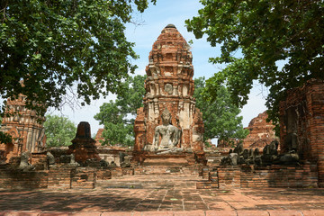 The Old Buddhist Temple Wat Mahathat, Ayutthaya Historical Park, Ayutthaya, Thailand
