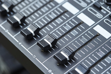 mixing console