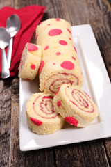 swiss roll cake