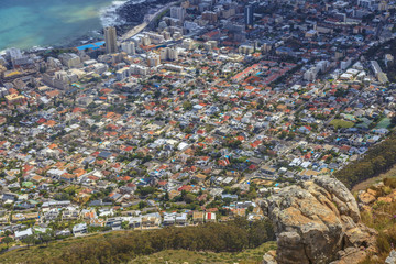 Aufnahme eines Bereiches von Kapstadt vom Gipfel des Lions Head fotografiert in Südafrika im...