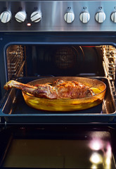 pierna de cordero al horno