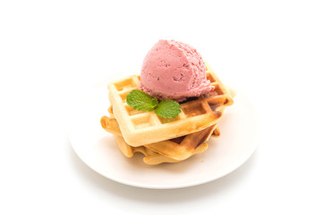 strawberry icecream with waffle