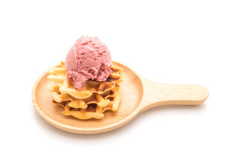 strawberry icecream with waffle
