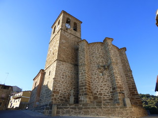 Fototapeta na wymiar Castillo de Bayuela,pueblo deToledo, en la comunidad autónoma de Castilla-La Mancha (España)