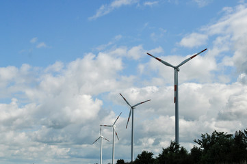 Windräderpark in Mecklenburg Vorpommern, Deutschland