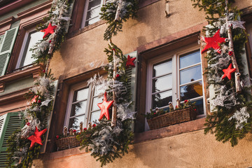 Fototapeta na wymiar exterior christmas decoration on the building in Europe