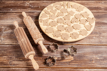 lot of toys for a Christmas tree