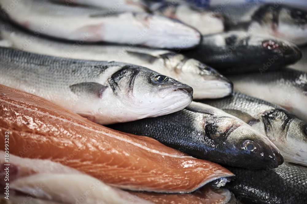 Wall mural fresh fish in a fishshop