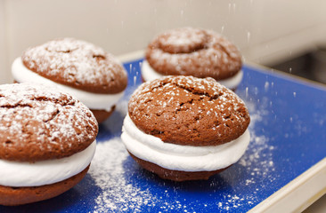 whoopie pie, american biscuits with cream
