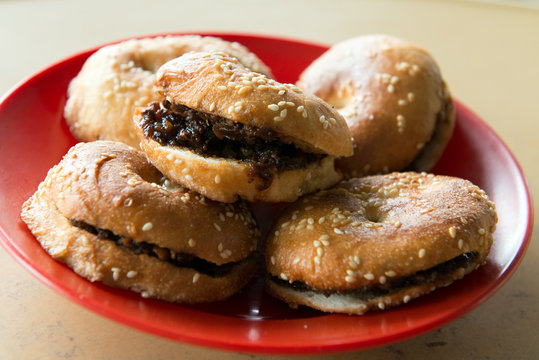 Foochow Kompia or bagel