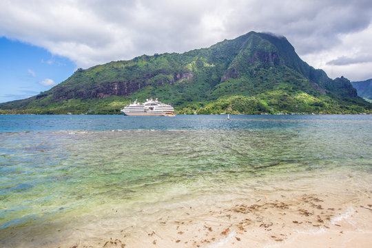 Baie d'Opunohu, Moorea