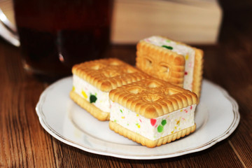 Sandwich cookies with jelly, food